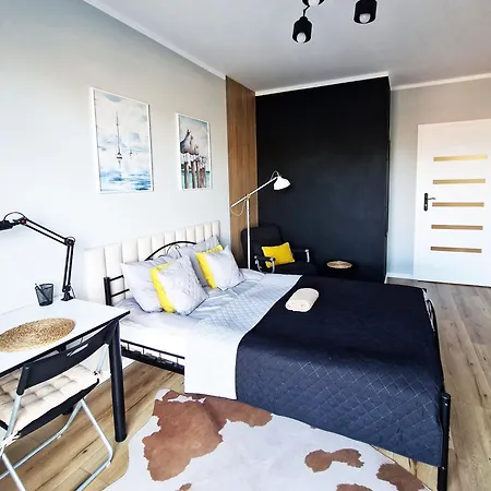 Anza Seaside - Baltea Apartments, Przymorze منزل للإقامة *